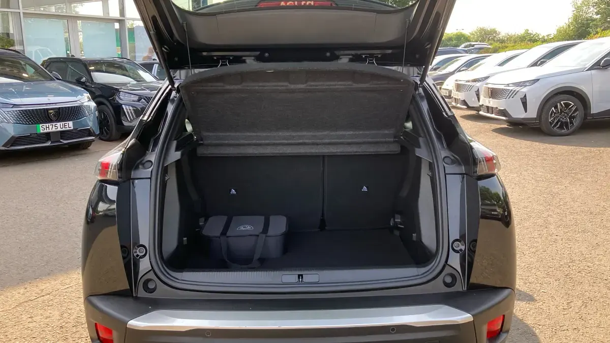Used Peugeot e-2008 Active+ 100 kW (136 HP) 2023 Black SUV