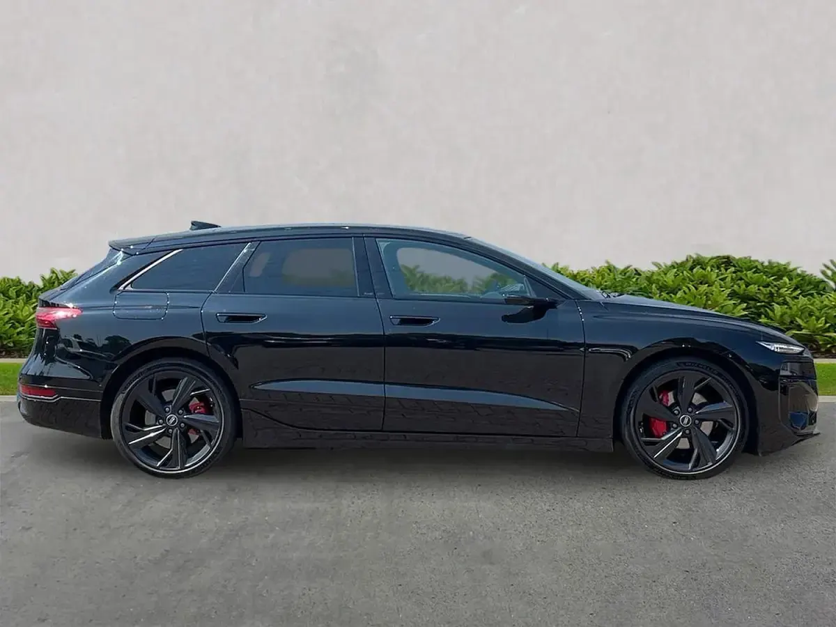 Used Audi A6 e-tron Performance 269 kW (367 HP) 2025 Black Estate