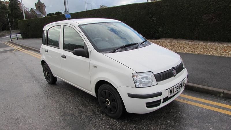 White Used 2009 Fiat Panda Active Hatchback | £995 (Good price) - Image 1/4