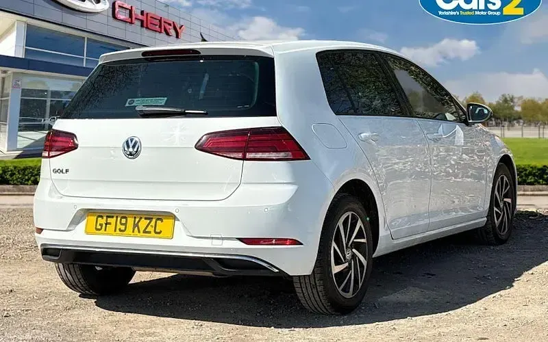 Used VW Golf VII Match 116 HP (85 kW) 2019 White Hatchback