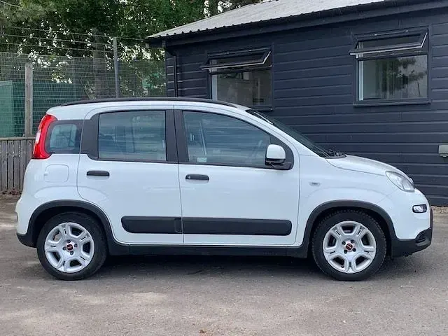 Used Fiat Panda City Life 70 HP (51 kW) 2023 White Hatchback