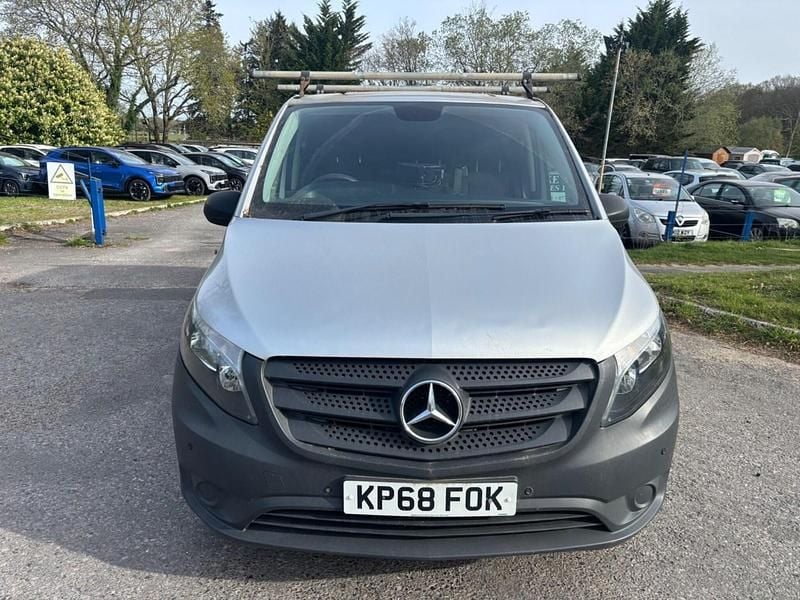 Begagnad Mercedes Vito 2018 Silver Van