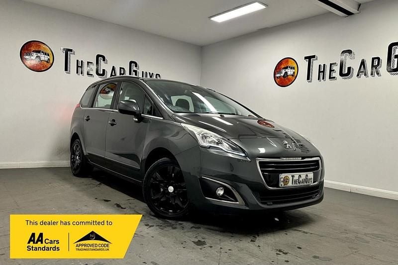 Used Peugeot 5008 Active 120 HP (88 kW) 2016 Grey MPV