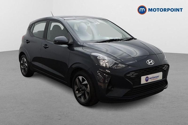 Used Hyundai i10 Advanced 79 HP (58 kW) 2025 Grey Hatchback
