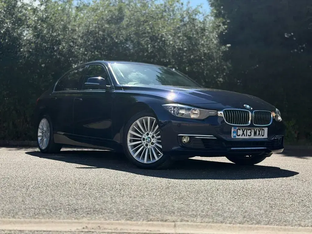Used BMW 320 Luxury Line 184 HP (135 kW) 2013 Blue Sedan