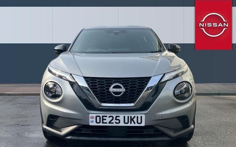 Used Nissan Juke N-Connecta 114 HP (83 kW) 2025 Silver SUV