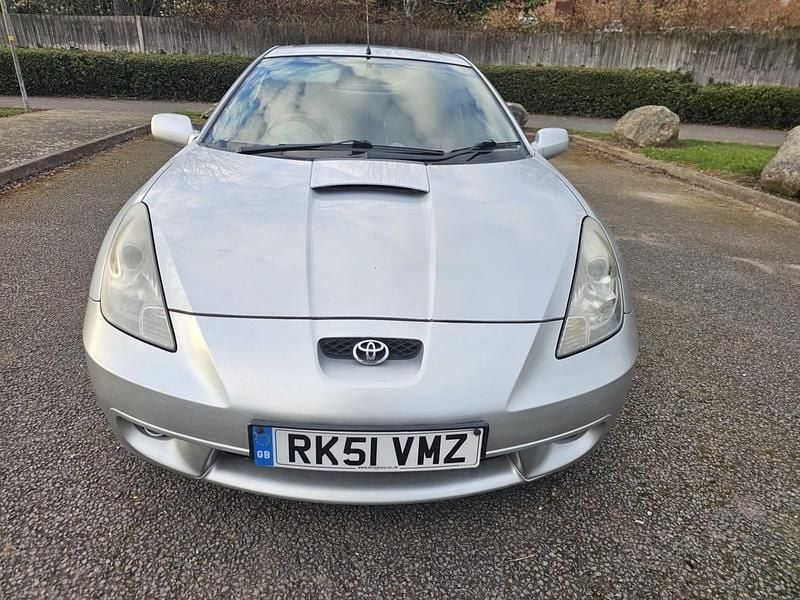 Used Toyota Celica 182 HP (133 kW) 2001 Grey Coupe