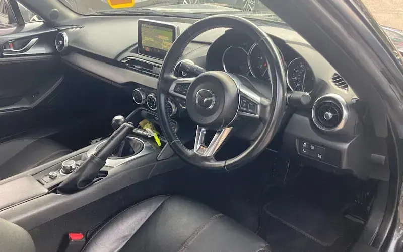 Used Mazda MX5 Inclusive 160 HP (117 kW) 2016 Grey Cabriolet