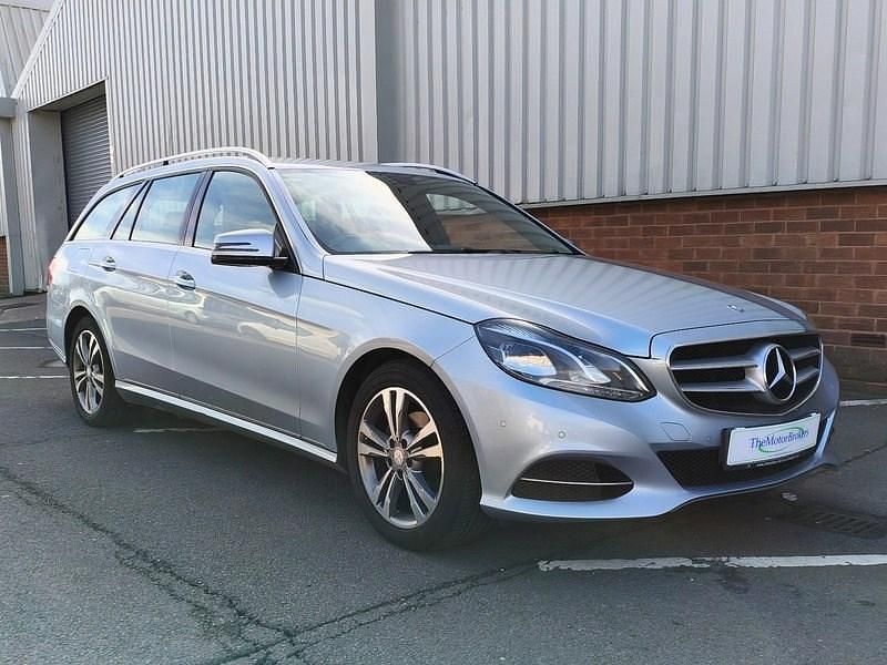 Begagnad Mercedes E220 SE 2015 Silver Kombi