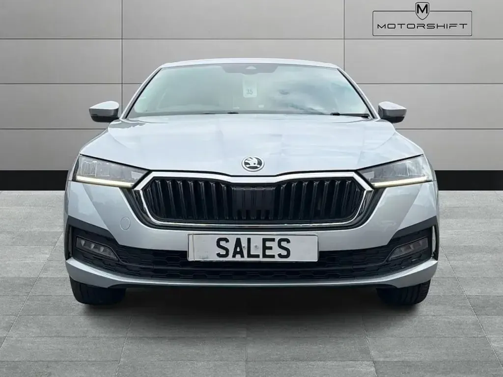 Used Skoda Octavia SE 110 HP (80 kW) 2023 Silver Hatchback