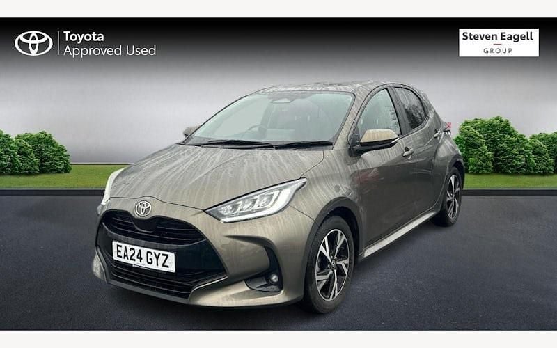 Used Toyota Yaris Hybrid Design 116 HP (85 kW) 2026 Hatchback