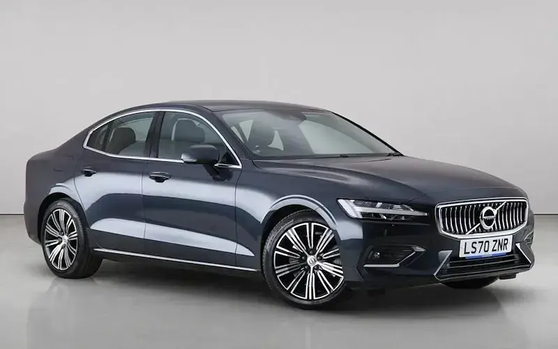 Used Volvo S60 Inscription 250 HP (183 kW) 2019 Sedan