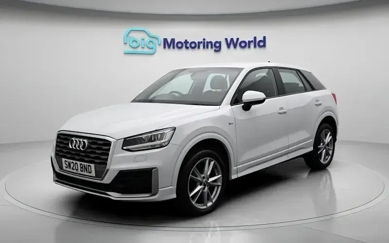 Begagnad Audi Q2 S-Line 116 HK (85 kW) 2020 Vit SUV