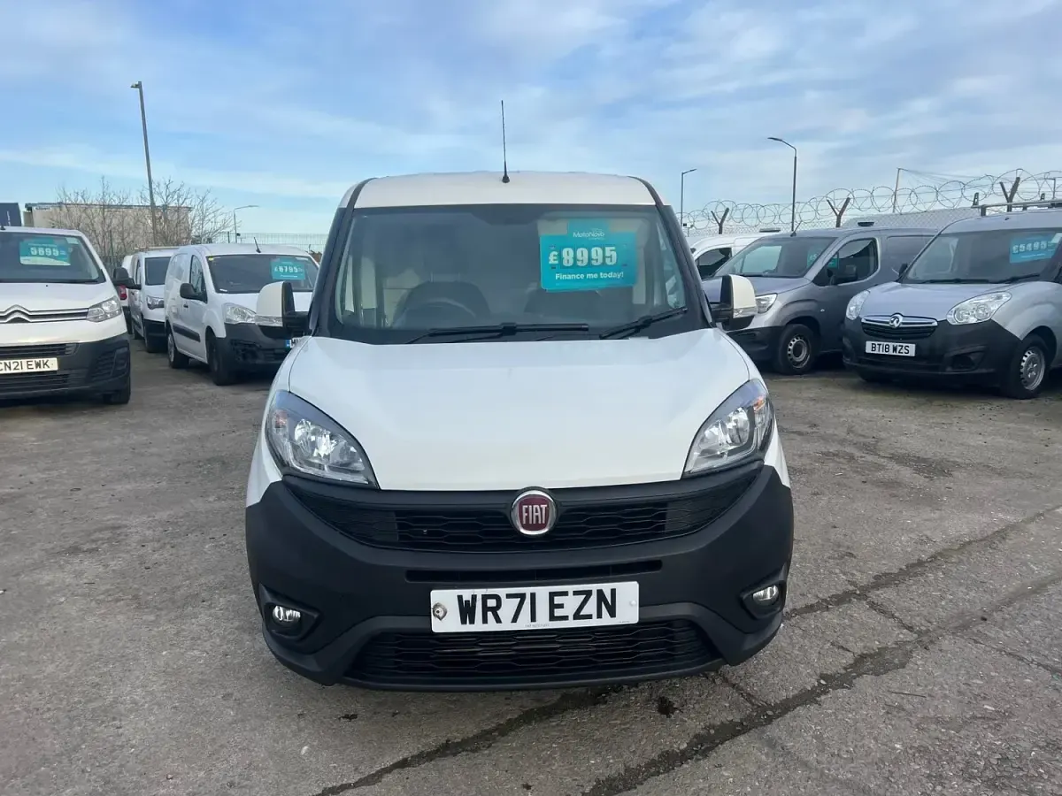 Used Fiat Doblò 2021 White MPV