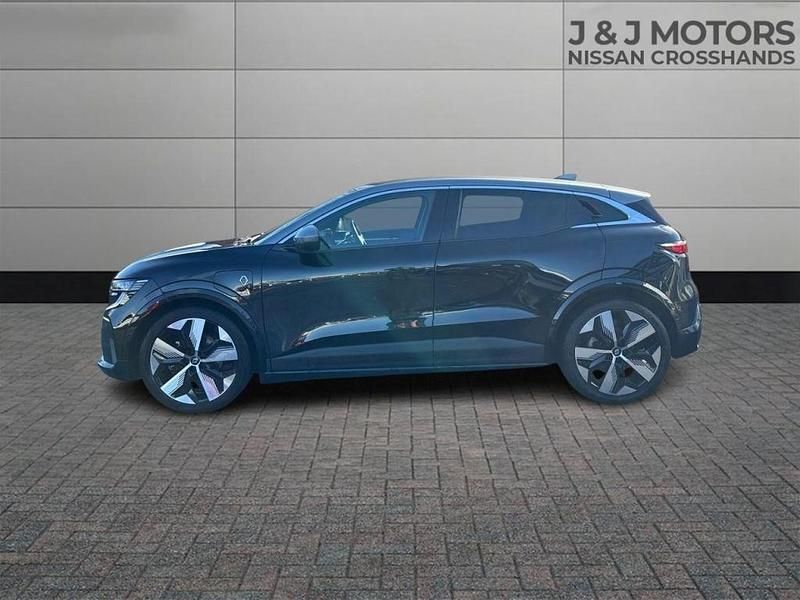 Used Renault Megane E-Tech Techno 160 kW (218 HP) 2023 Black/grey Hatchback