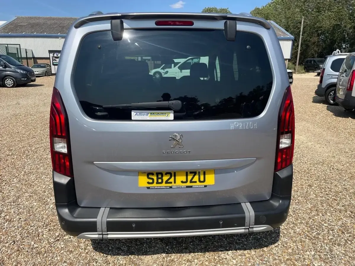 Used Peugeot Rifter Allure 2021 Grey MPV