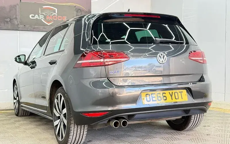 Używany VW Golf VII GTE 204 KM (150 kW) 2016 Hatchback