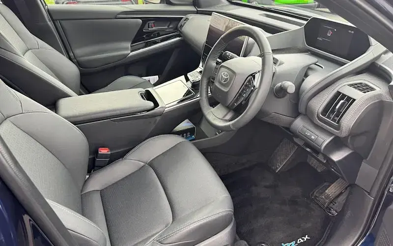 Used Toyota bZ4X 150 kW (204 HP) 2022 Blue SUV