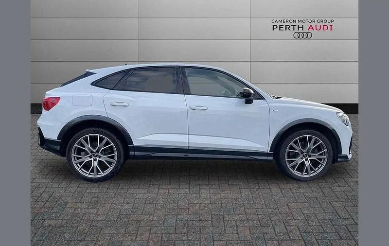 Used Audi Q3 S-Line 187 HP (137 kW) 2024 White SUV