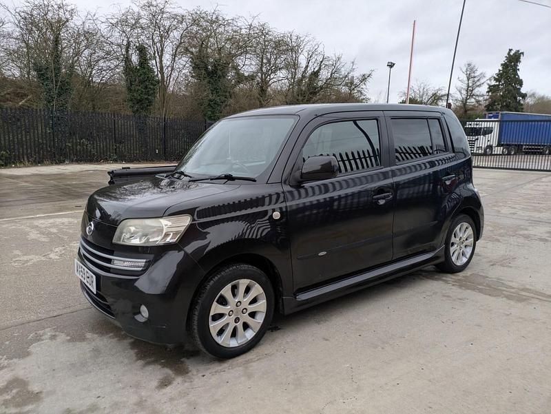 Used Daihatsu Materia 2009 Black MPV