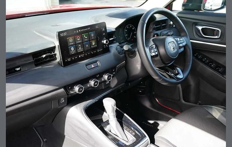 Used Honda HR-V Advance 128 HP (94 kW) 2024 Red SUV