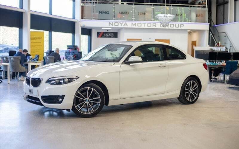 White Used 2020 BMW 218 Sport Line Coupe | £9,599 (Fair price) - Image 1/4