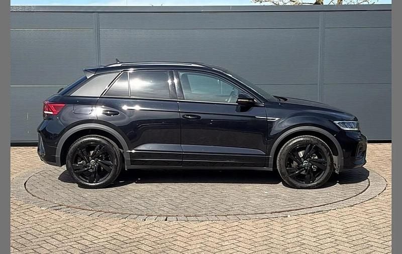 Used VW T-Roc R-line 150 HP (110 kW) 2025 Black SUV