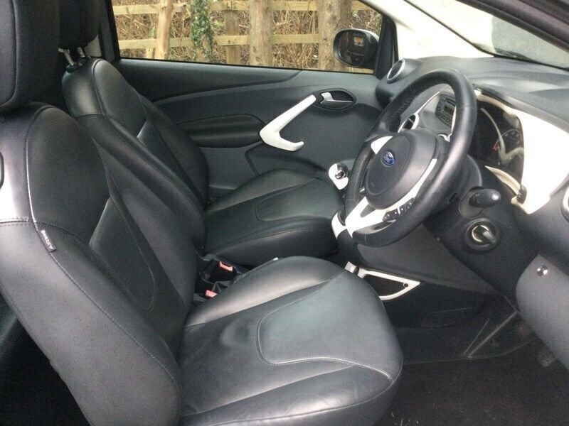 Grey Used 2015 Ford Ka Titanium Hatchback | £3,790 (Super price) - Image 1/4