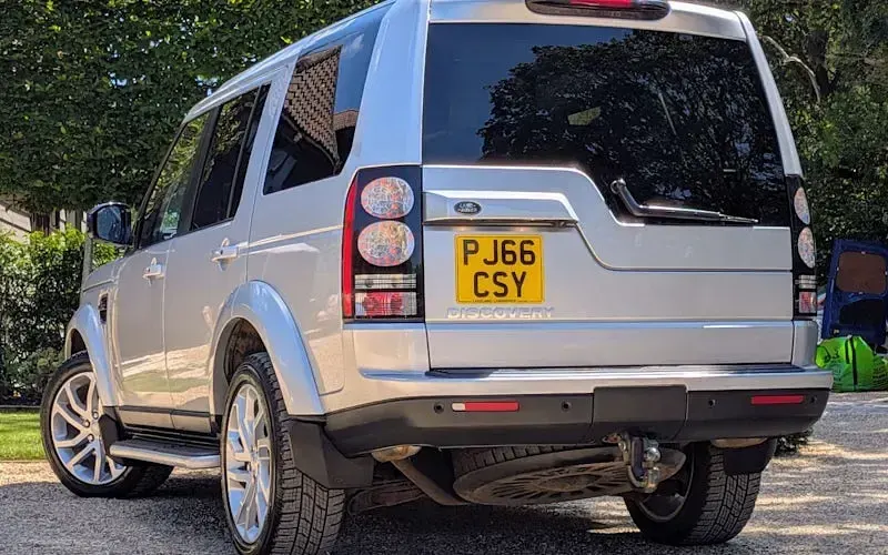 Used Land Rover Discovery 4 Landmark 256 HP (188 kW) 2016 SUV
