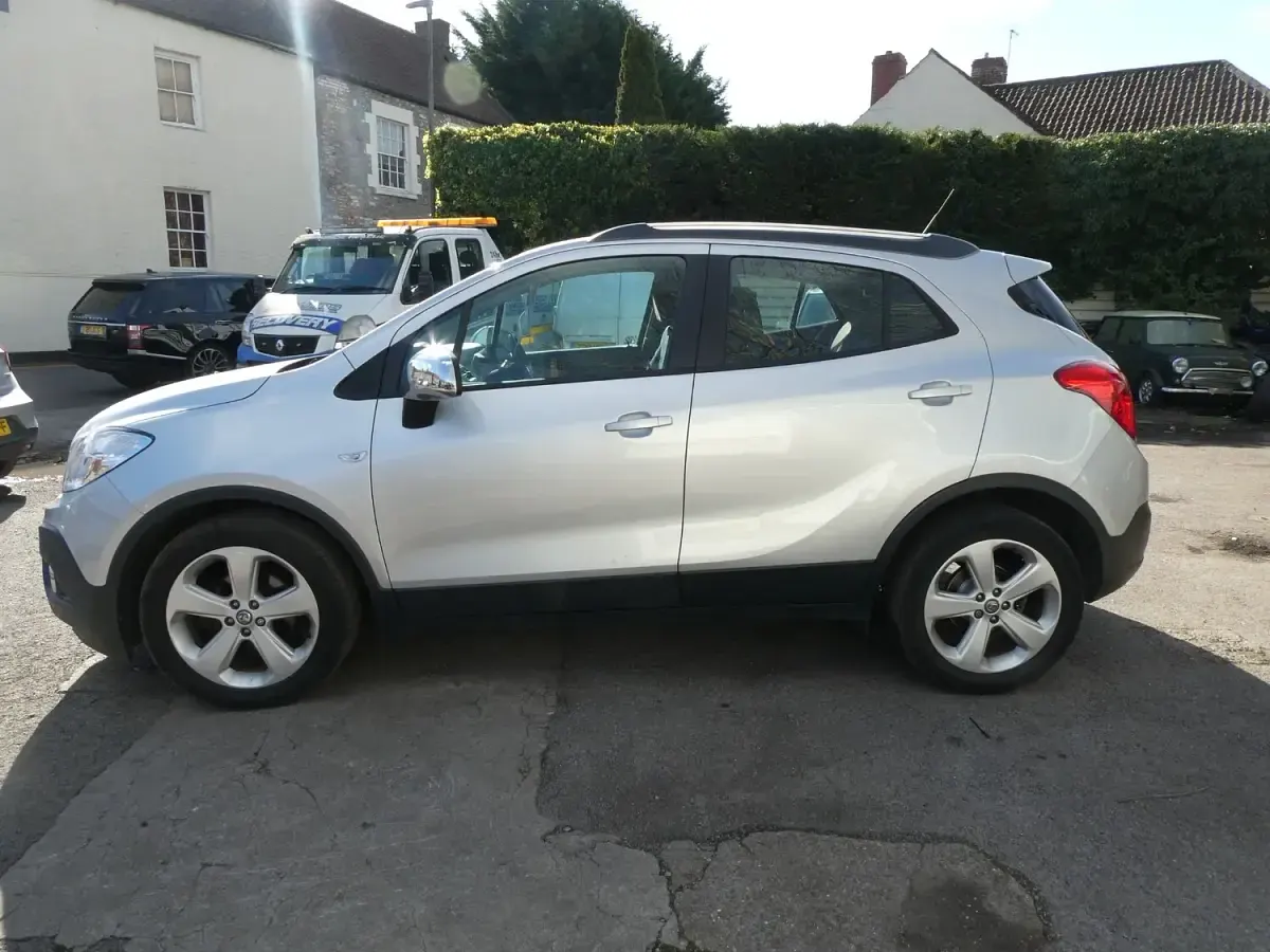 Used Vauxhall Mokka 130 HP (95 kW) 2012 Silver SUV