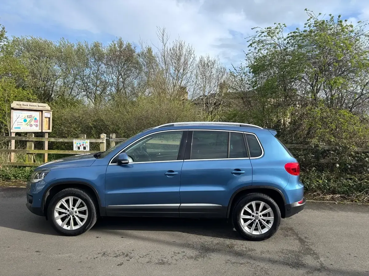 Used VW Tiguan SE 2012 Blue SUV