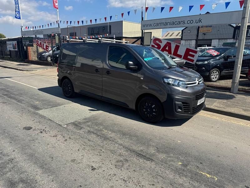 Grey Used 2018 Citroën Dispatch MPV | £9,995 - Image 1/4