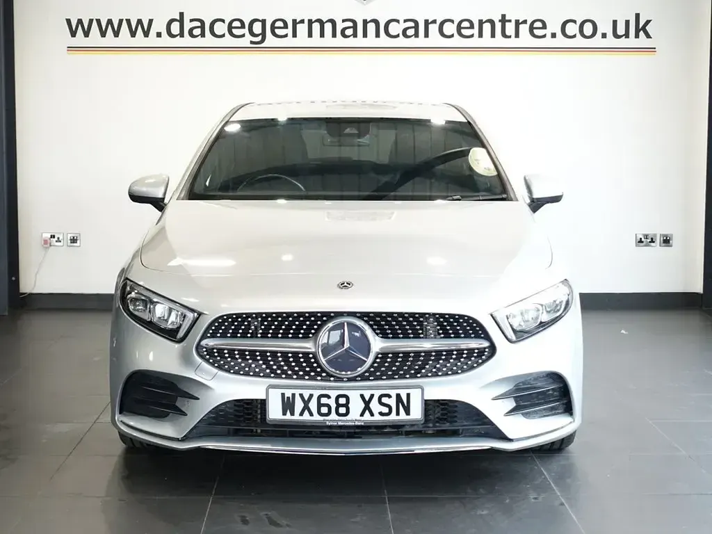 Used Mercedes A180 Executive 116 HP (85 kW) 2018 Silver Hatchback