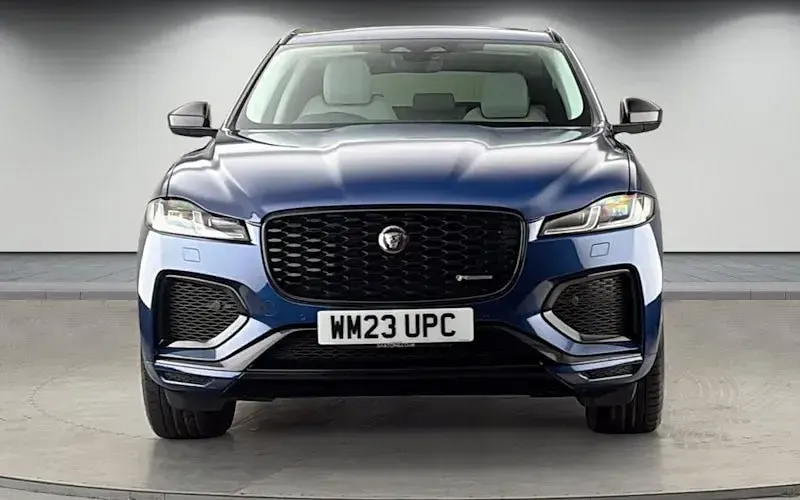 Used Jaguar F-Pace R-Dynamic 404 HP (297 kW) 2022 Bluefire blue SUV