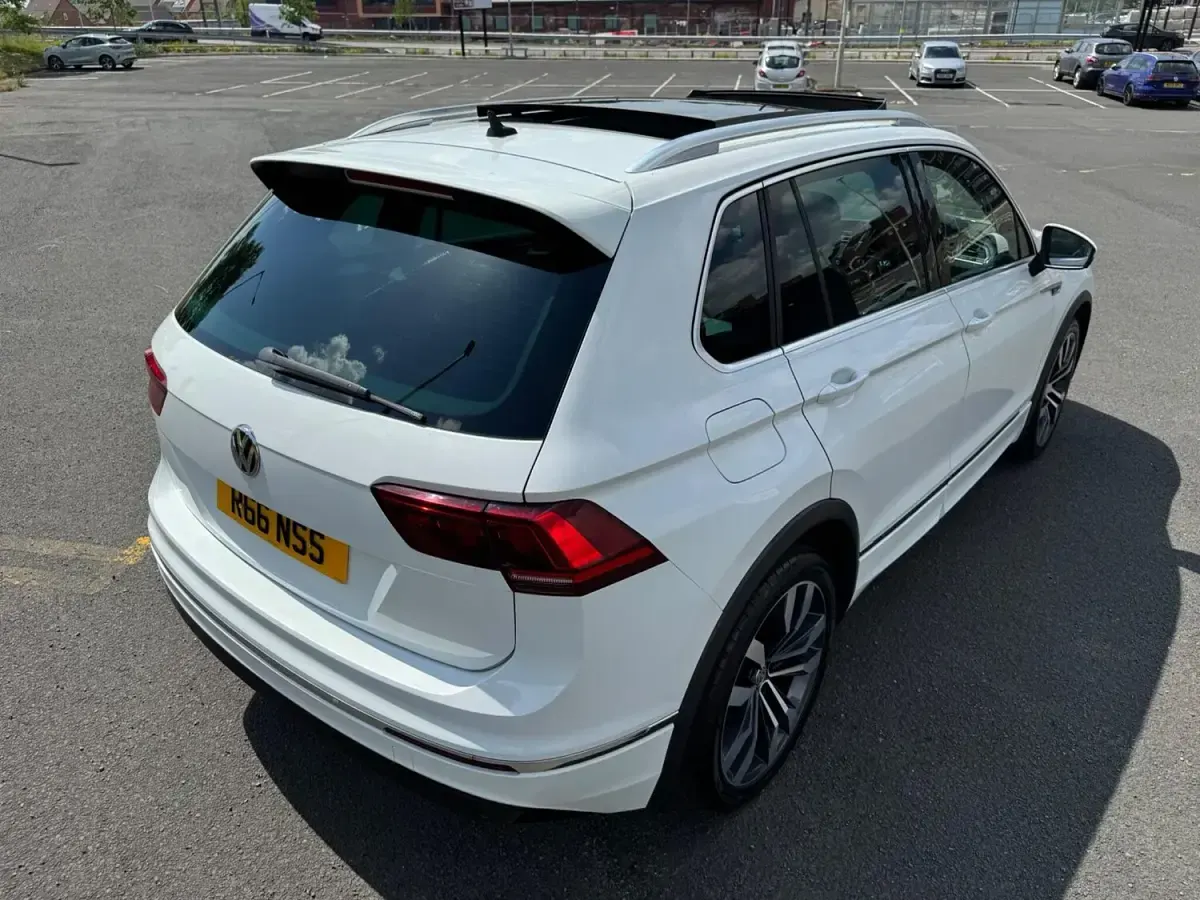 Used VW Tiguan R-line 150 HP (110 kW) 2016 White SUV