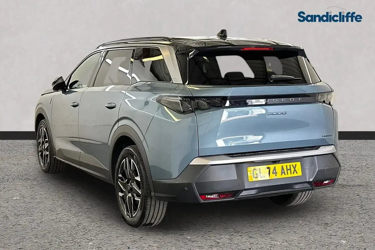 Used Peugeot 5008 GTi 136 HP (100 kW) 2024 Blue SUV
