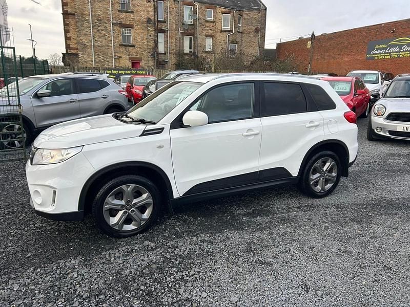 Used Suzuki Vitara SZ-T 2016 White Hatchback