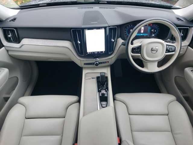 Used Volvo XC60 Plus 247 HP (181 kW) 2023 SUV