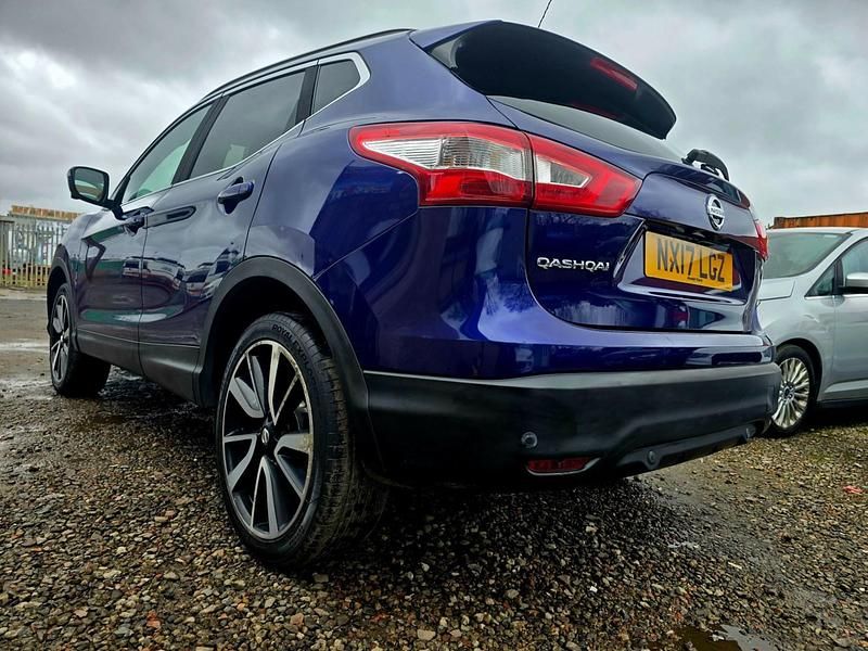 Begagnad Nissan Qashqai Tekna 2017 Blå SUV