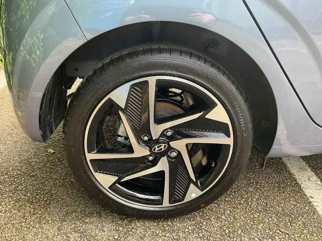 New Hyundai i10 Premium 77 HP (56 kW) 2025 Other Hatchback