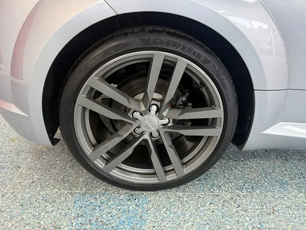 Used Audi TT S-Line 230 HP (169 kW) 2015 Silver Coupe