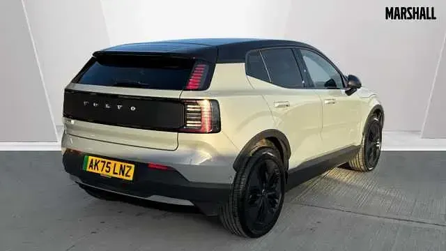 Usado Volvo EX30 CC Performance 310 kW (422 HP) 2025 SUV