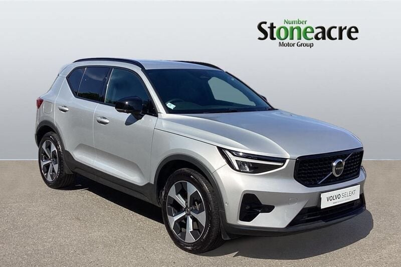 Silver Used 2024 Volvo XC40 Plus SUV | £29,750 (Good price) - Image 1/4
