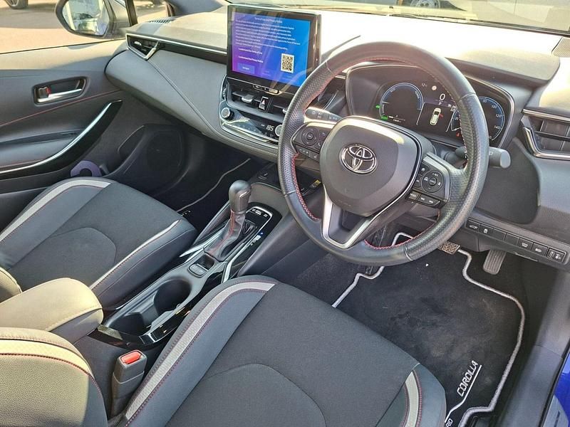 Used Toyota Corolla Sport 138 HP (101 kW) 2023 Blue Estate