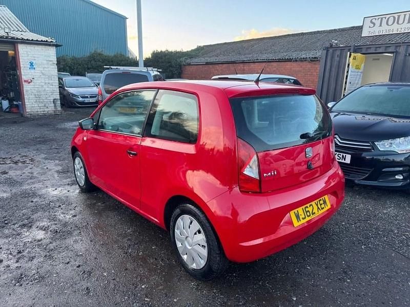 Used Seat Mii 60 HP (44 kW) 2012 Red Hatchback