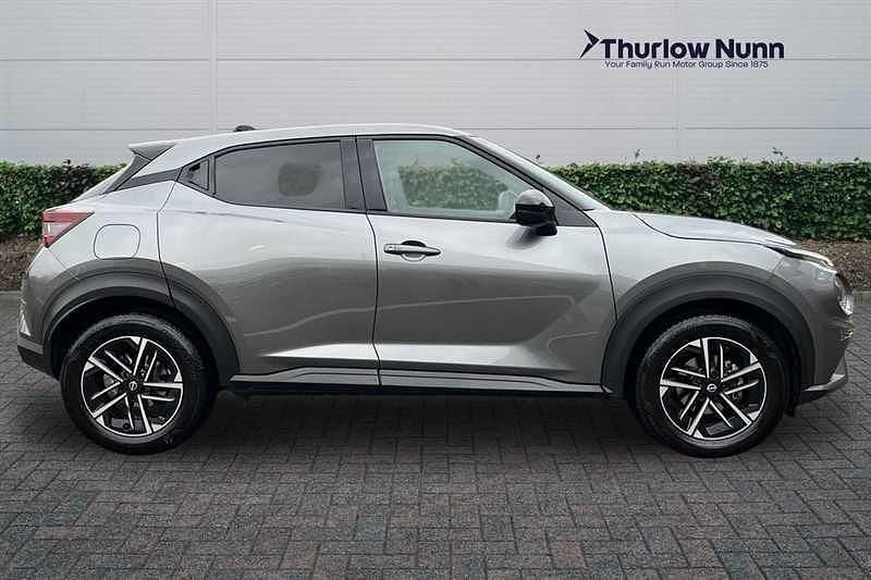 Used Nissan Juke N-Connecta 114 HP (83 kW) 2024 Grey SUV