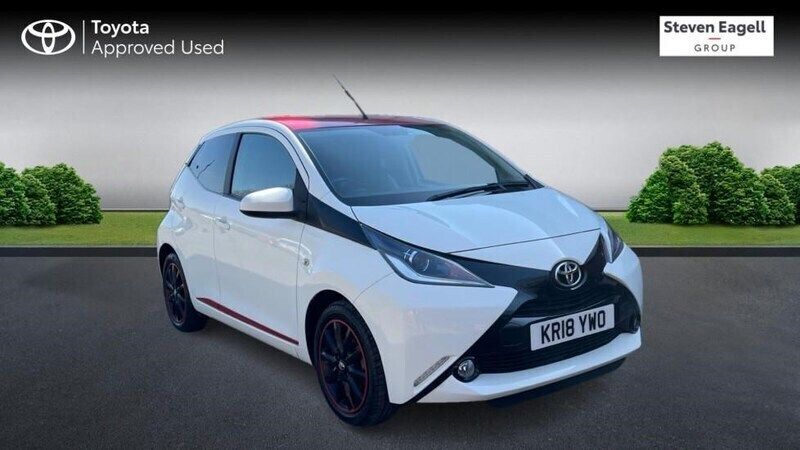 White Used 2018 Toyota Aygo x-press Hatchback | £9,093 (Fair price) - Image 1/4