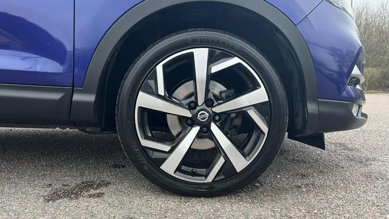 Used Nissan Qashqai N-Motion 157 HP (115 kW) 2021 Blue SUV