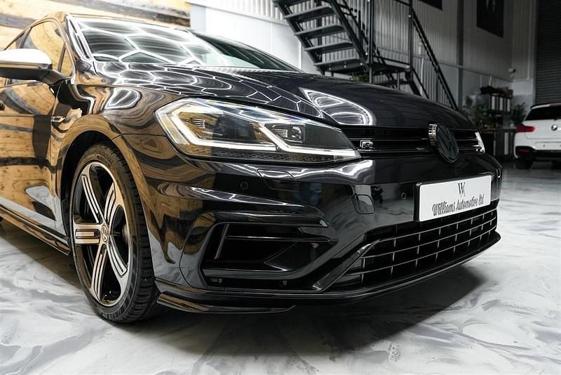 Used VW Golf VII R 310 HP (228 kW) 2017 Black Hatchback