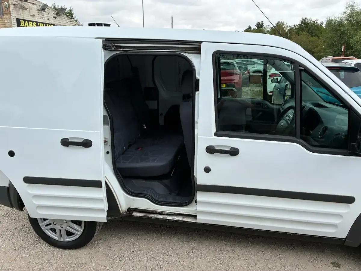 Used Ford Transit 75 HP (55 kW) 2012 White Van